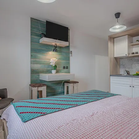 Lukec Estate Apartment