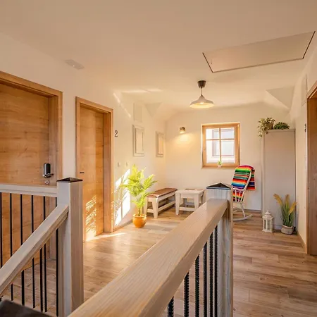 Lukec Estate Apartment