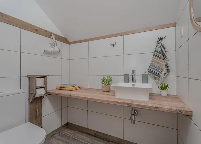 شقة Lukec Estate Kostel